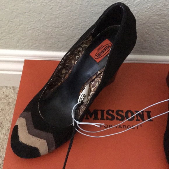Mission for Target Heels - Picture 2 of 3